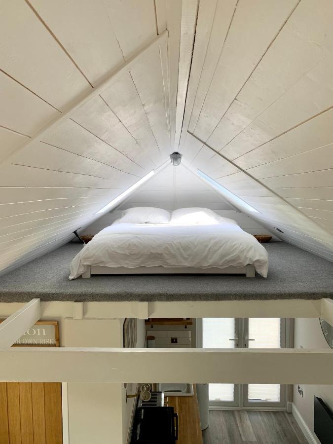 Guest house The Nest Sway