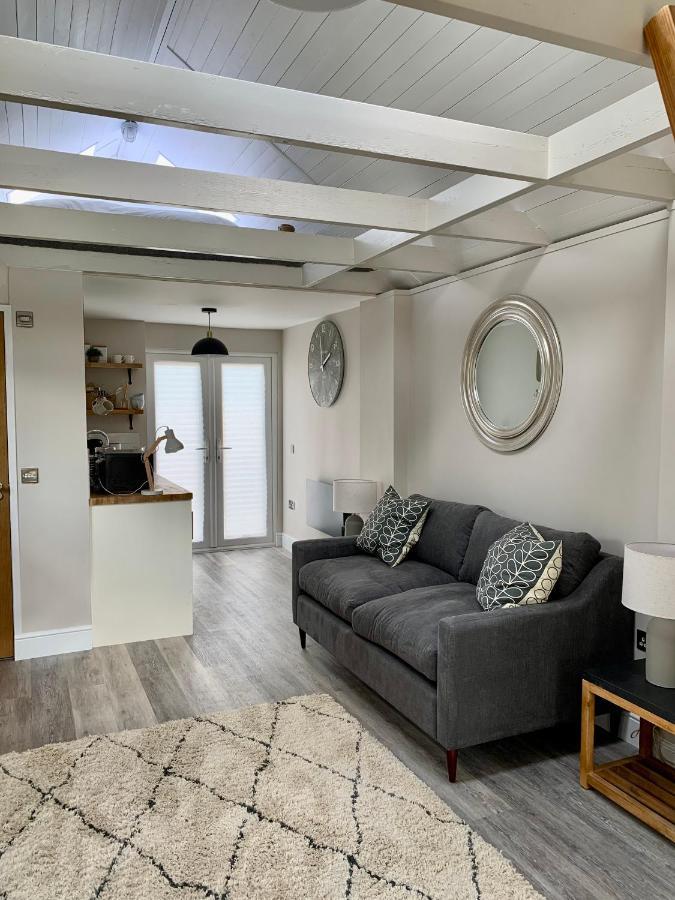 Guest house The Nest Sway